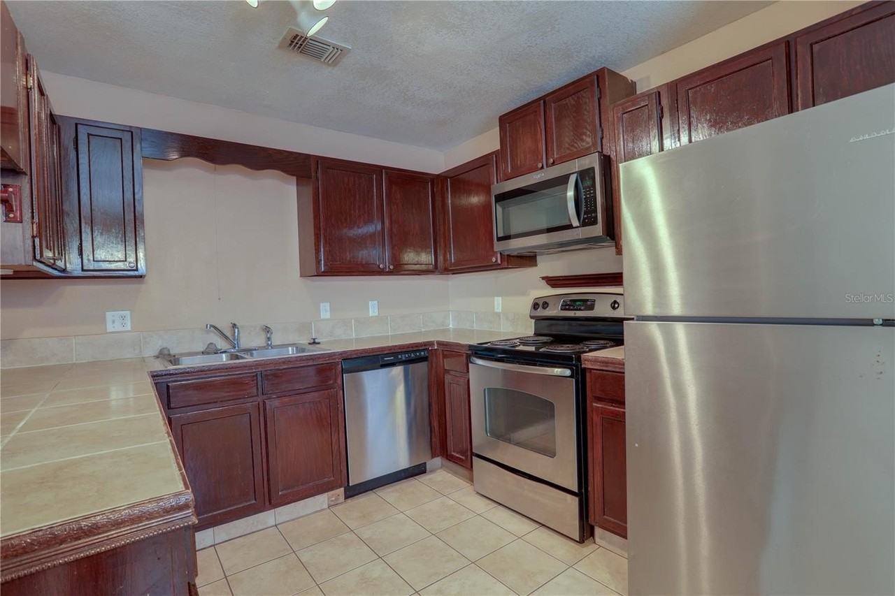 492 Tamarack St - Photo 6 of 14