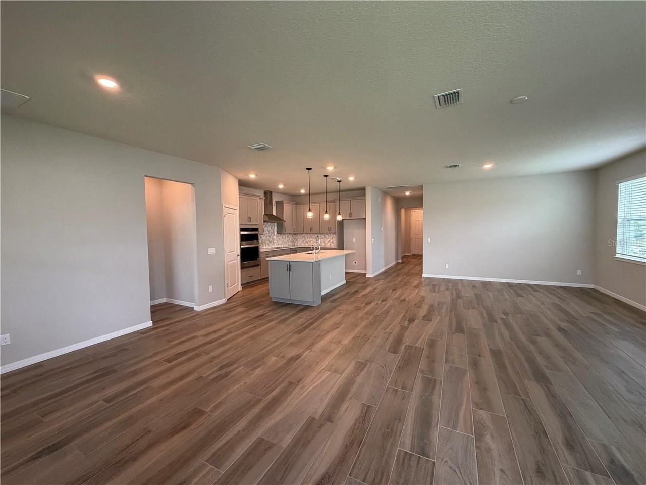 2610 Autumn Peace Dr - Photo 4 of 18