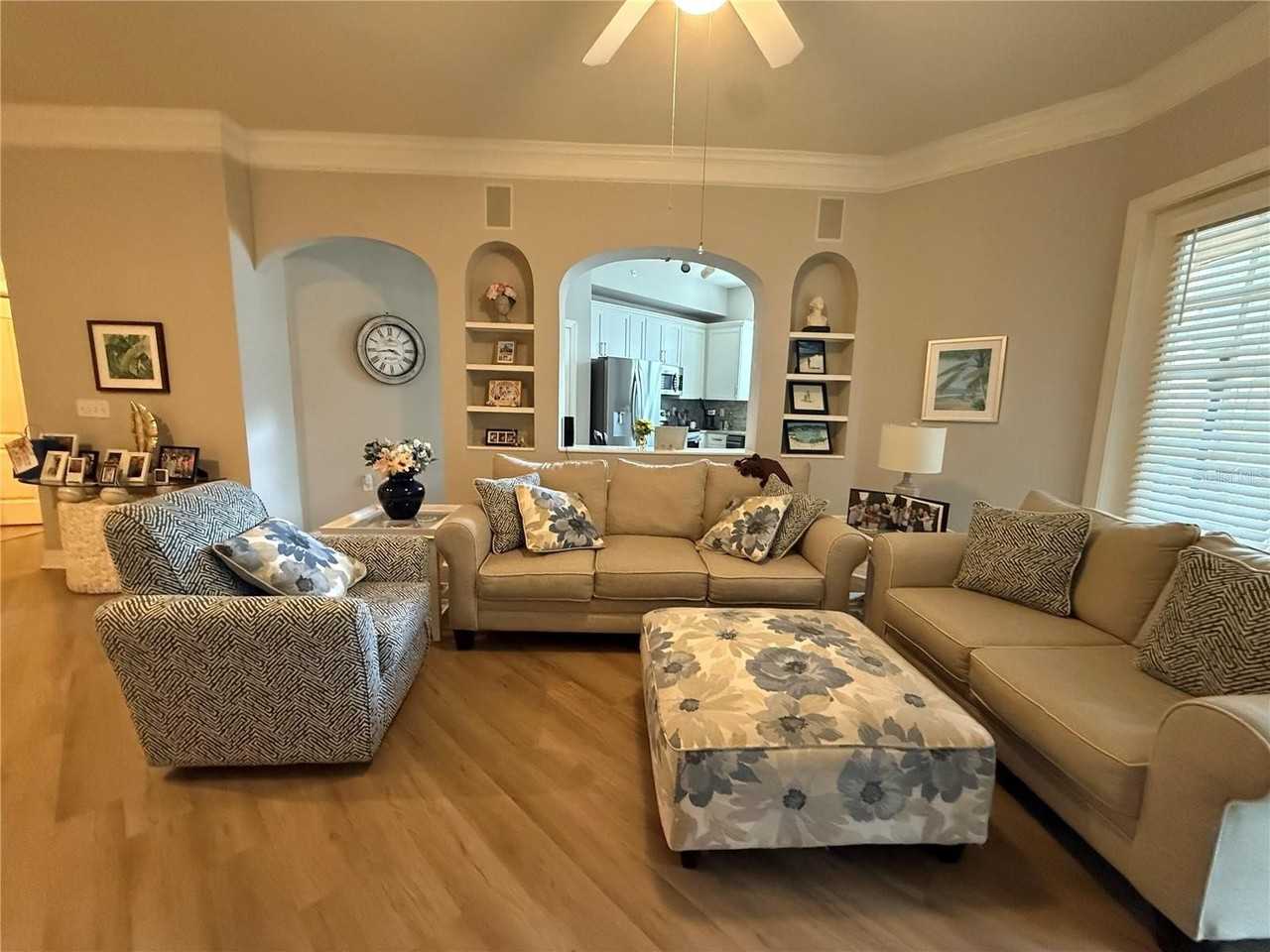 515 Mirasol Cir #101 - Photo 4 of 20