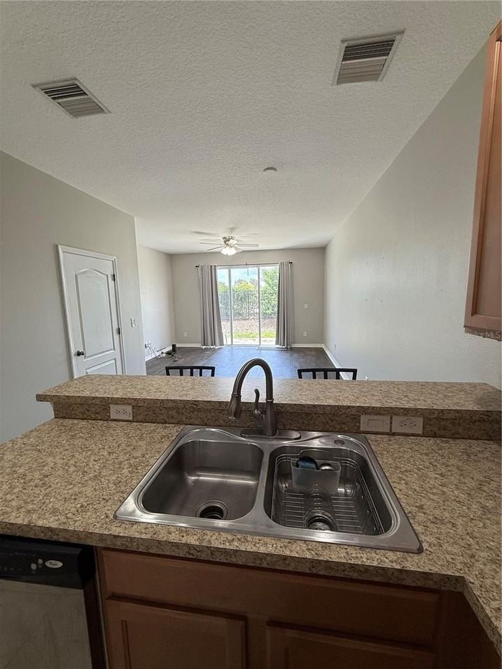 5032 White Sanderling Ct - Photo 5 of 27