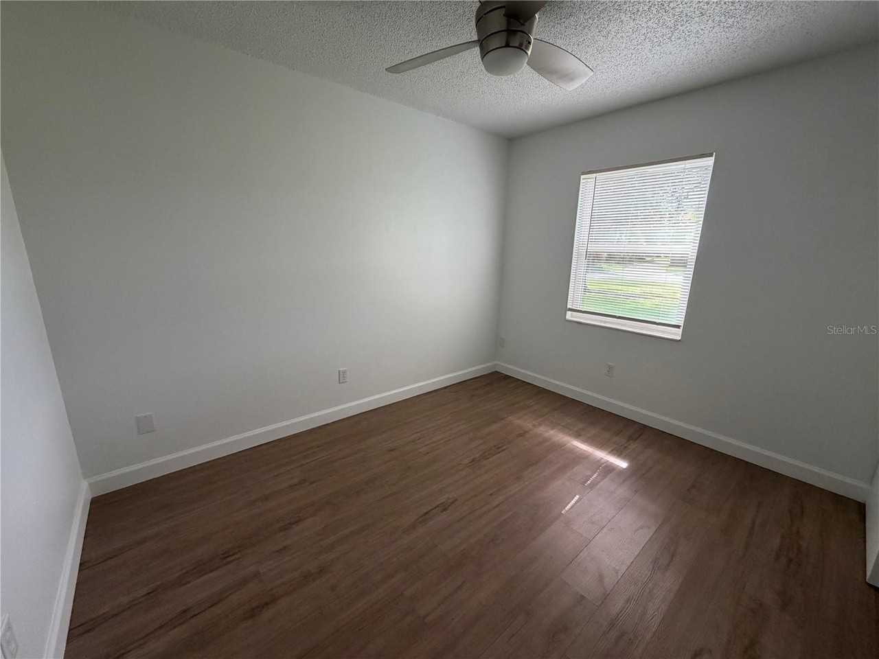 1801 S Mellonville Ave #B - Photo 7 of 8