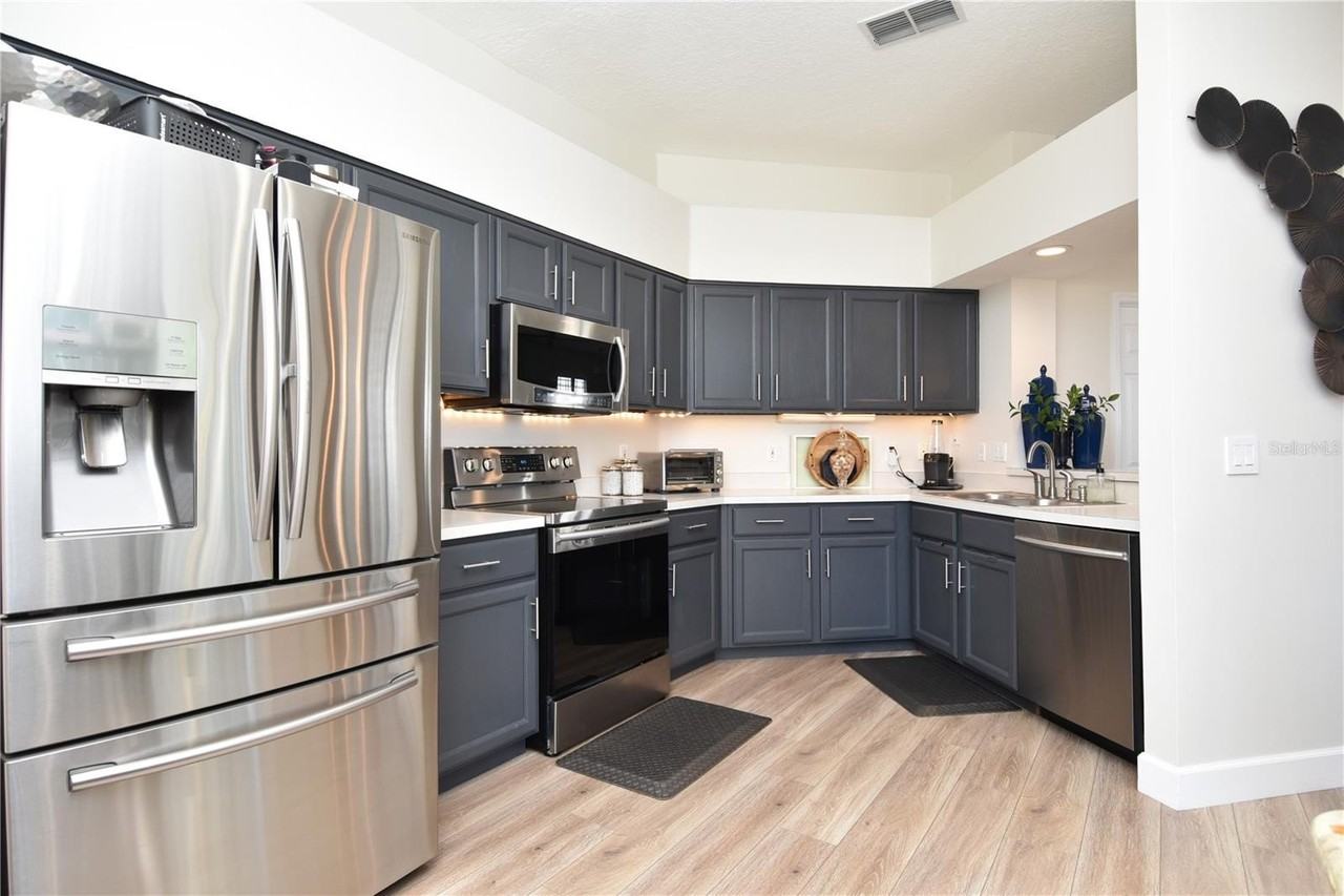 6919 Della Dr #32 - Photo 6 of 12