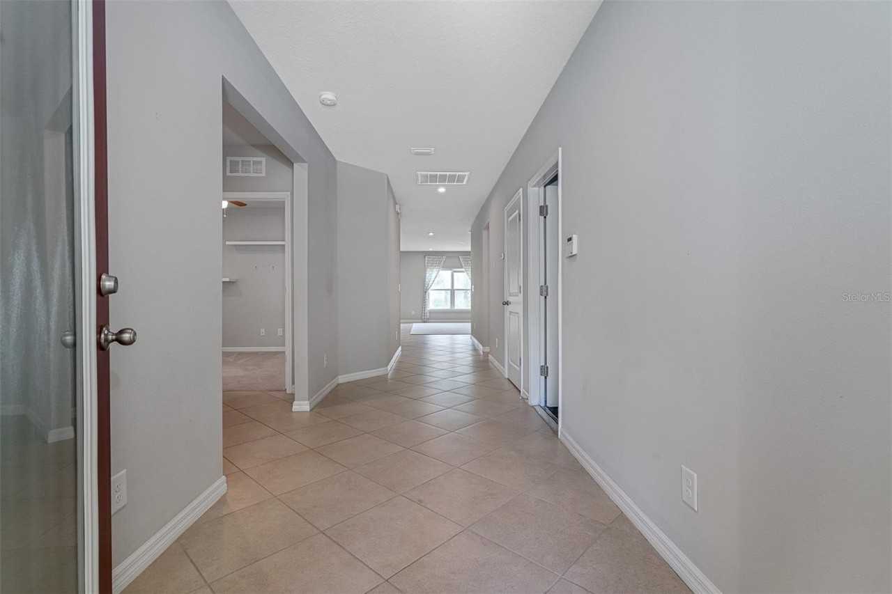 11234 High Noon Trl - Photo 4 of 50
