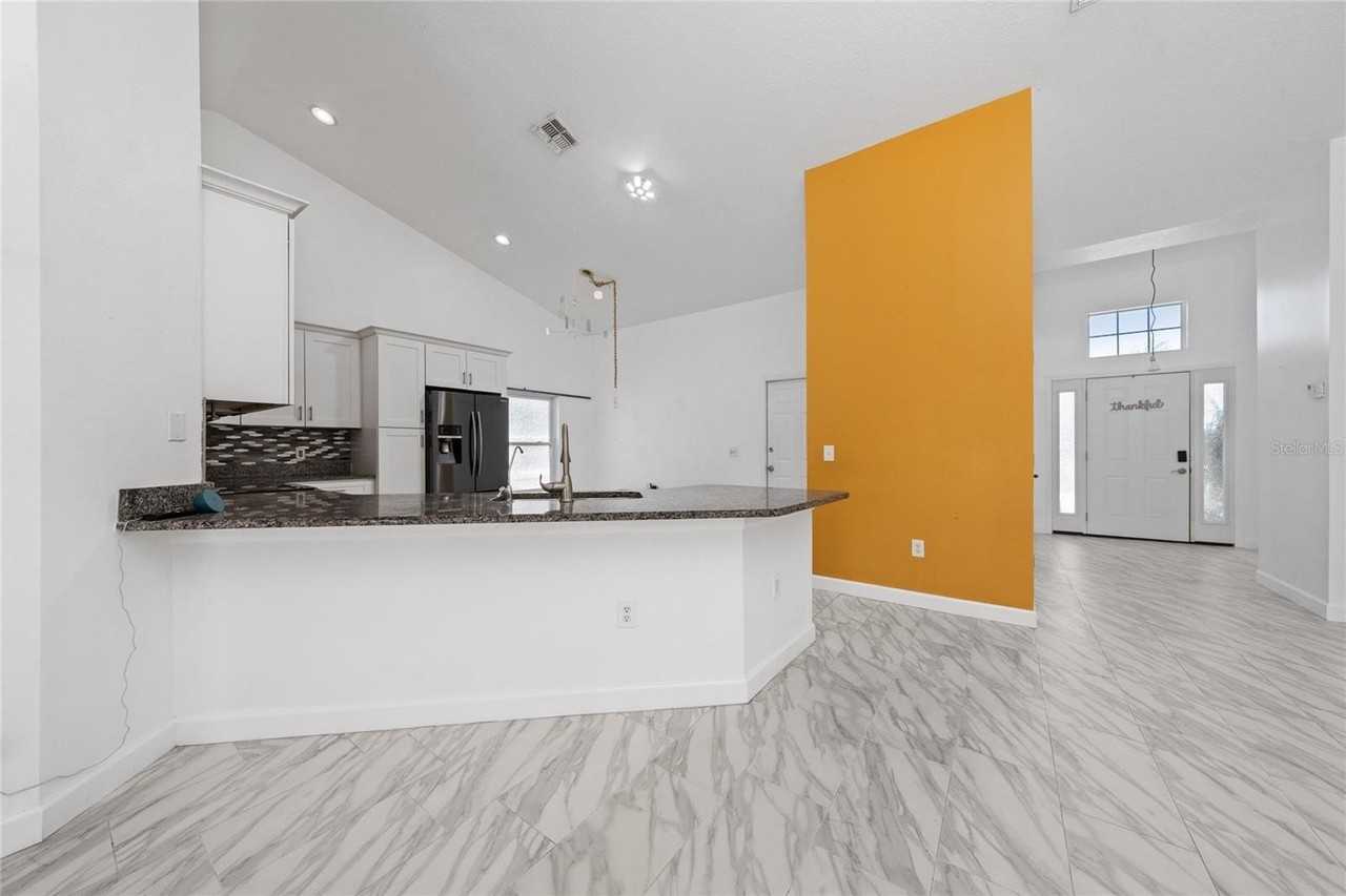2608 Brandywine Ct - Photo 6 of 50