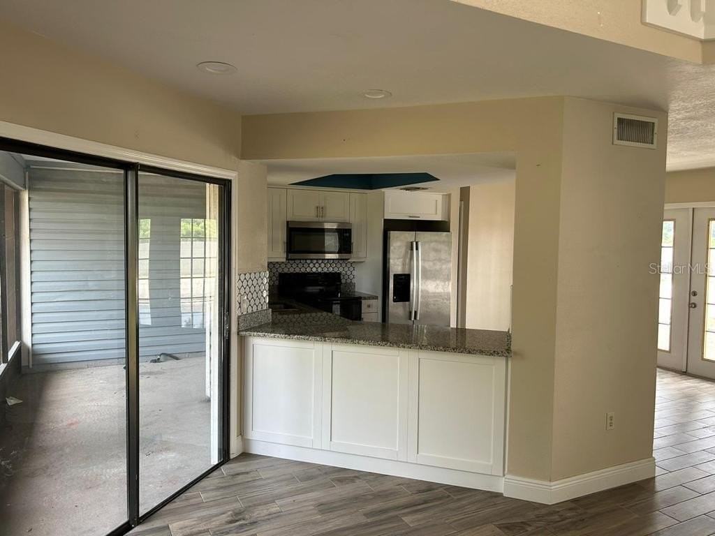 222 Carpenters Way #6 - Photo 2 of 13