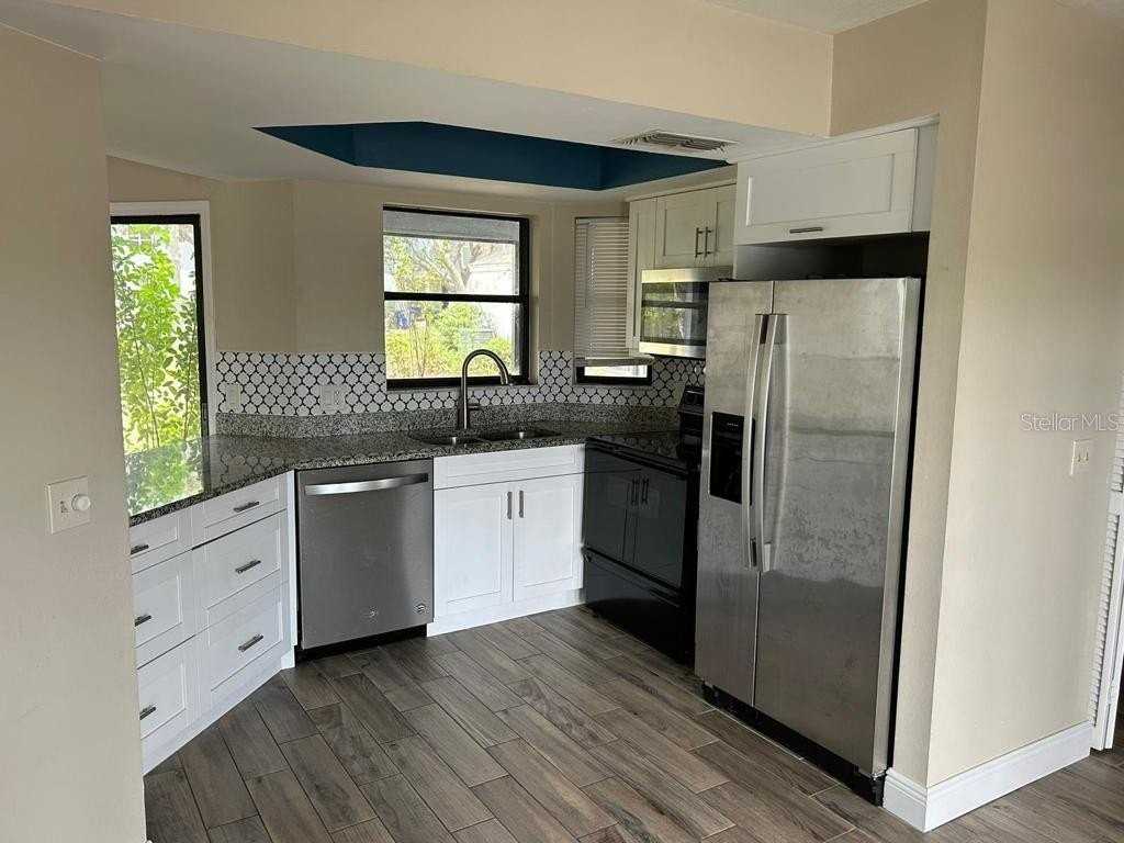 222 Carpenters Way #6 - Photo 5 of 13