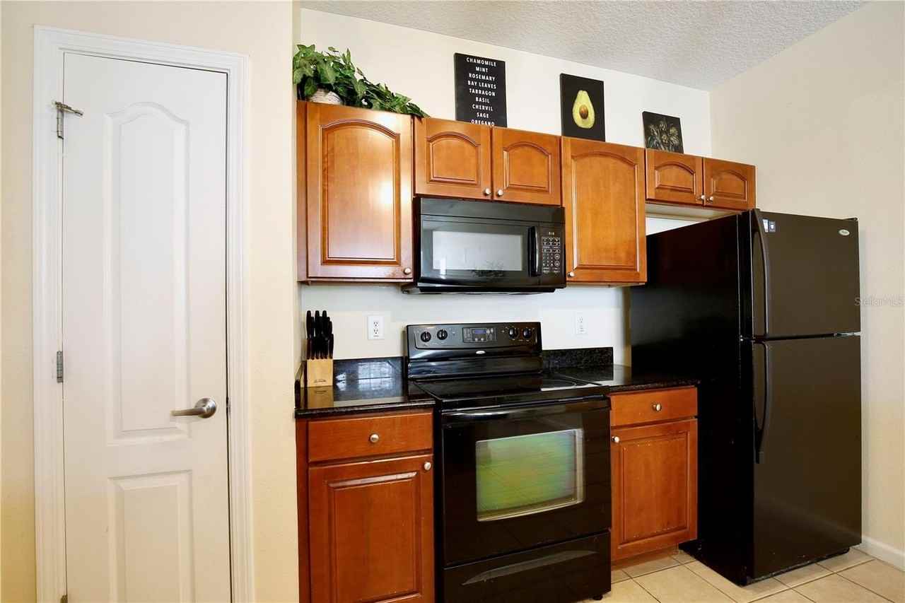 5255 Cane Island Loop #204 - Photo 7 of 43
