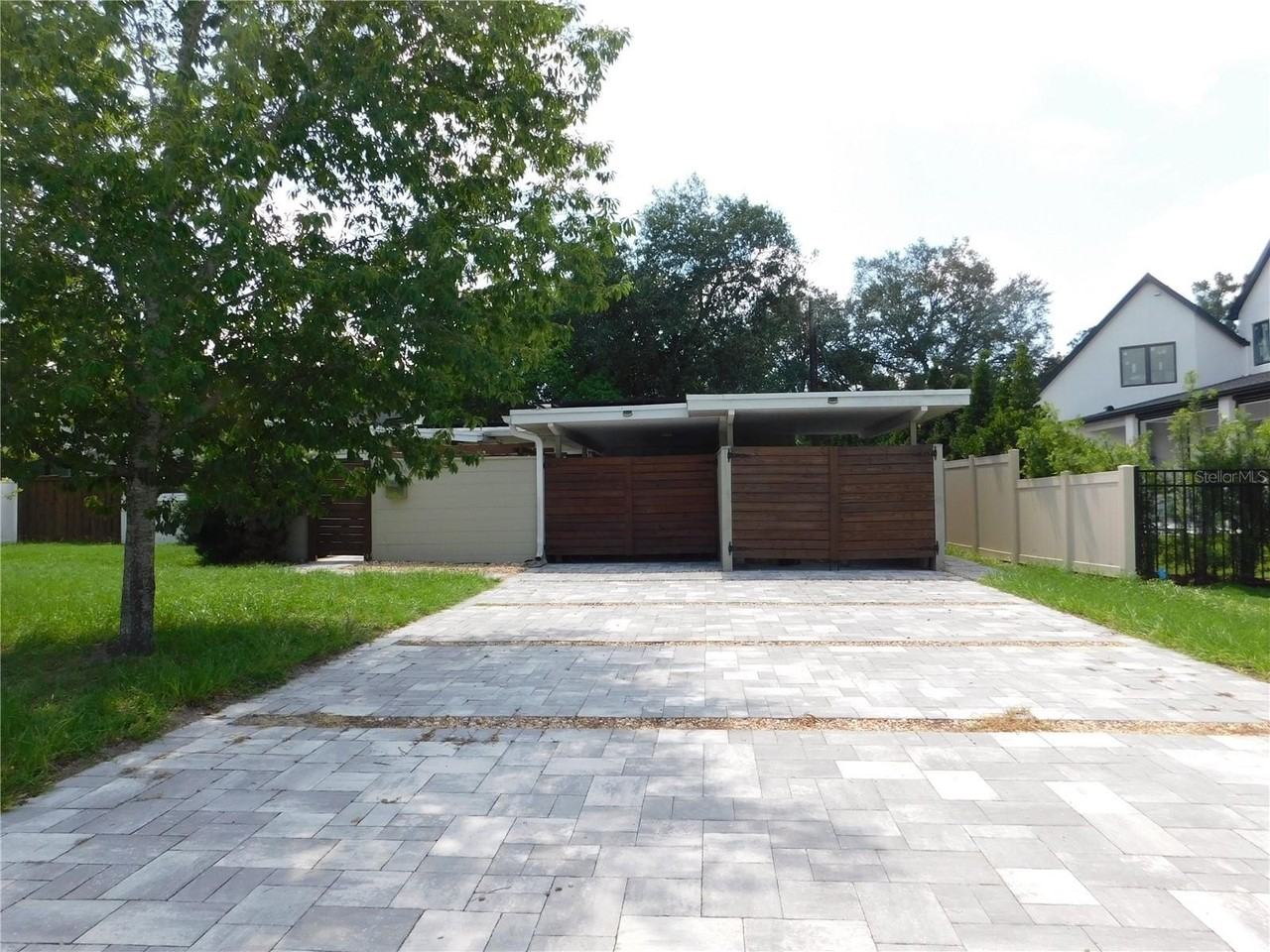 2252 Howard Dr - Photo 2 of 29