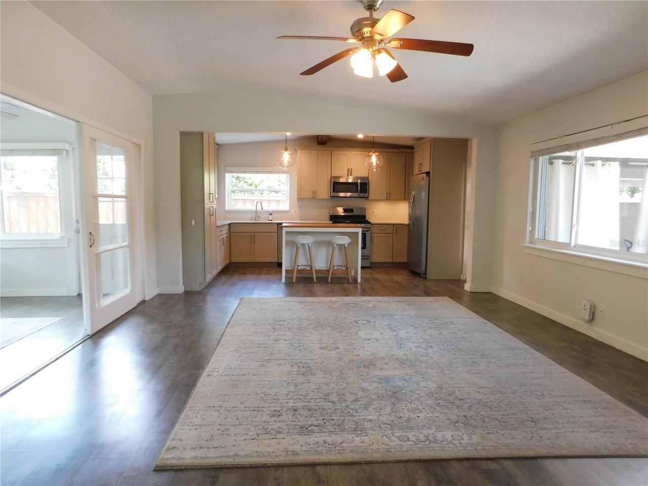 2252 Howard Dr - Photo 5 of 29