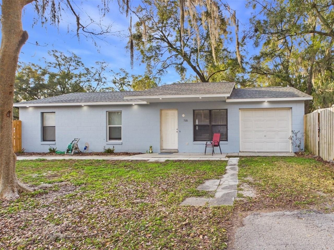 7686 Sw 81st St - Photo 2 of 22