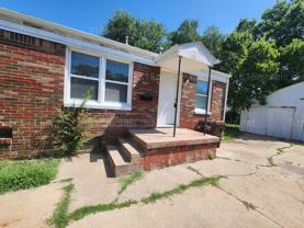 546-548 546-548 N Oliver Ave - 548 N Oliver - Photo 1 of 1