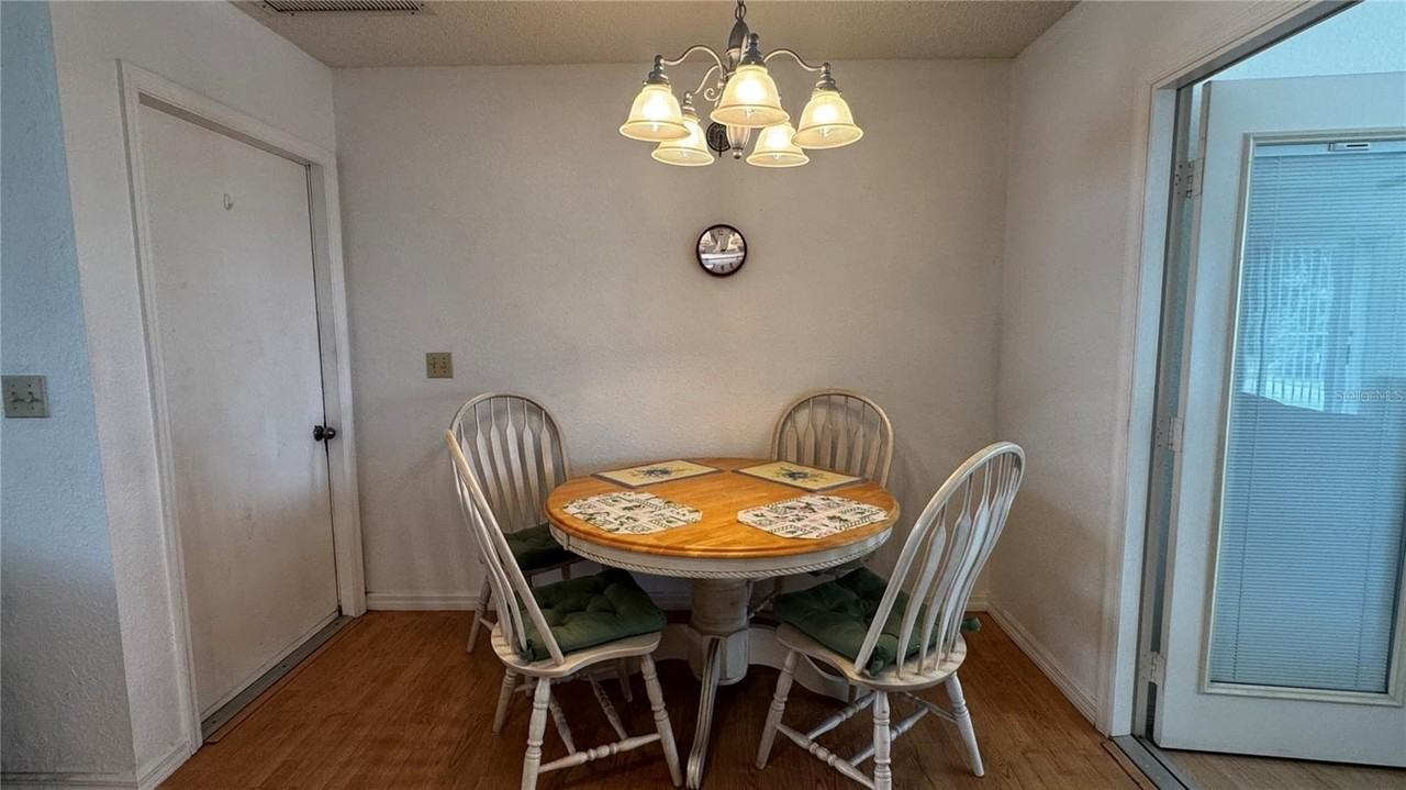 11410 Sw 85th Ct - Photo 7 of 23