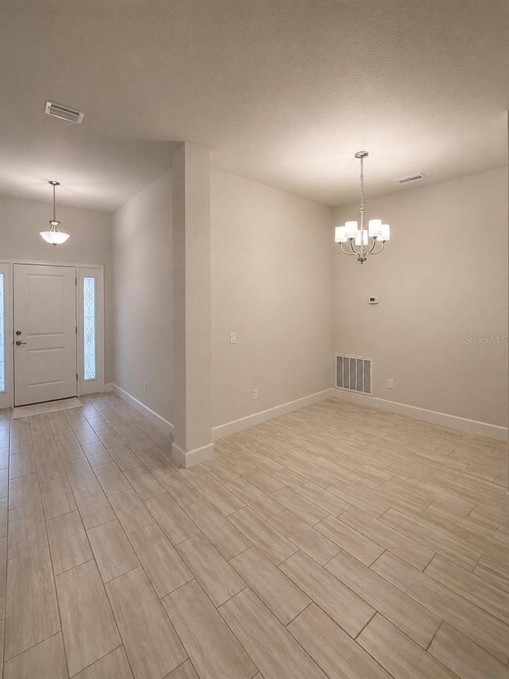 8797 Se 161st Pl - Photo 3 of 45