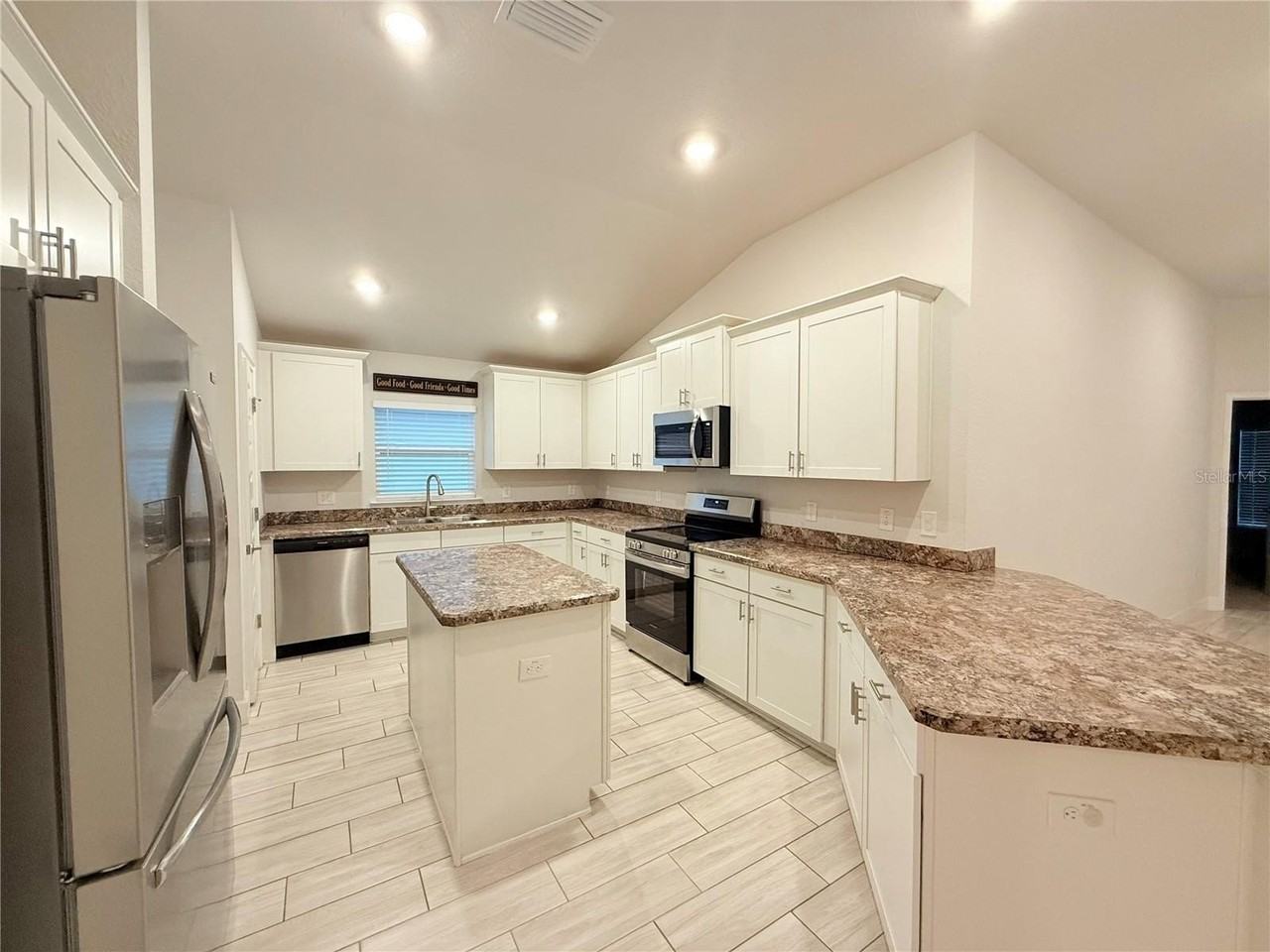 8797 Se 161st Pl - Photo 5 of 45