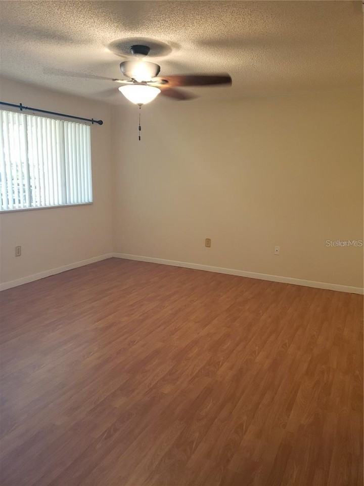 10911 Sw 86th Ct - Photo 7 of 21
