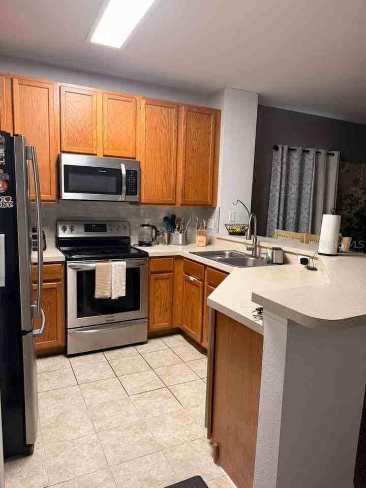 13527 Daniels Landing Cir - Photo 3 of 25