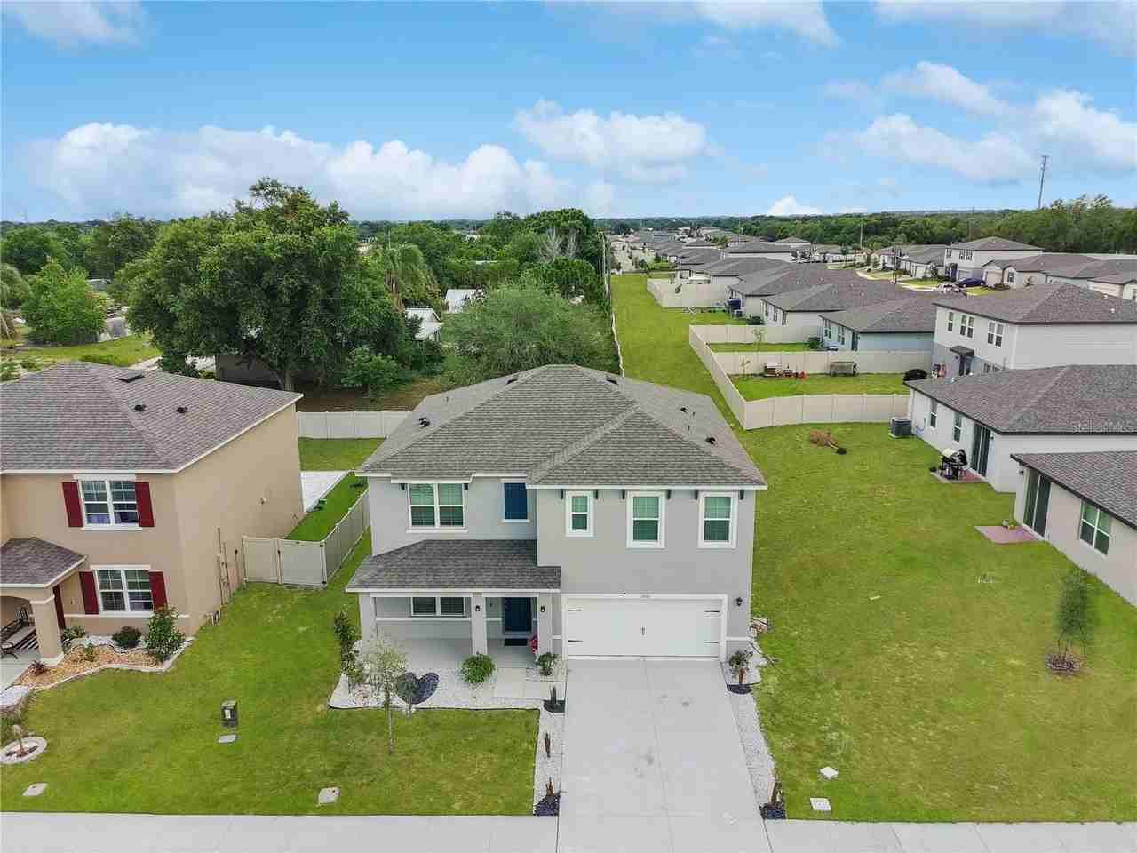 2085 Doe Run Dr - Photo 2 of 44