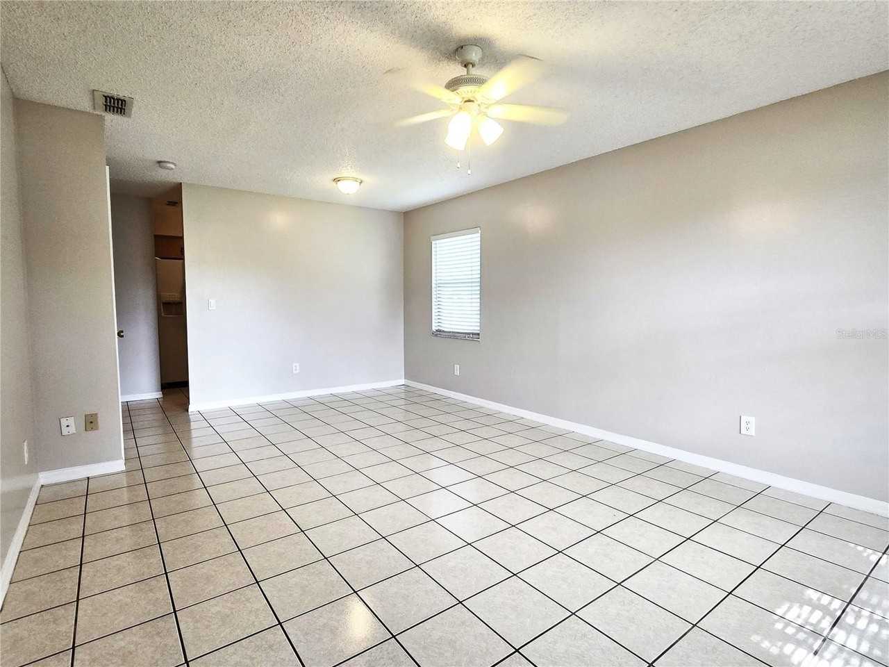 1423 Montana Ave #1423 - Photo 2 of 32