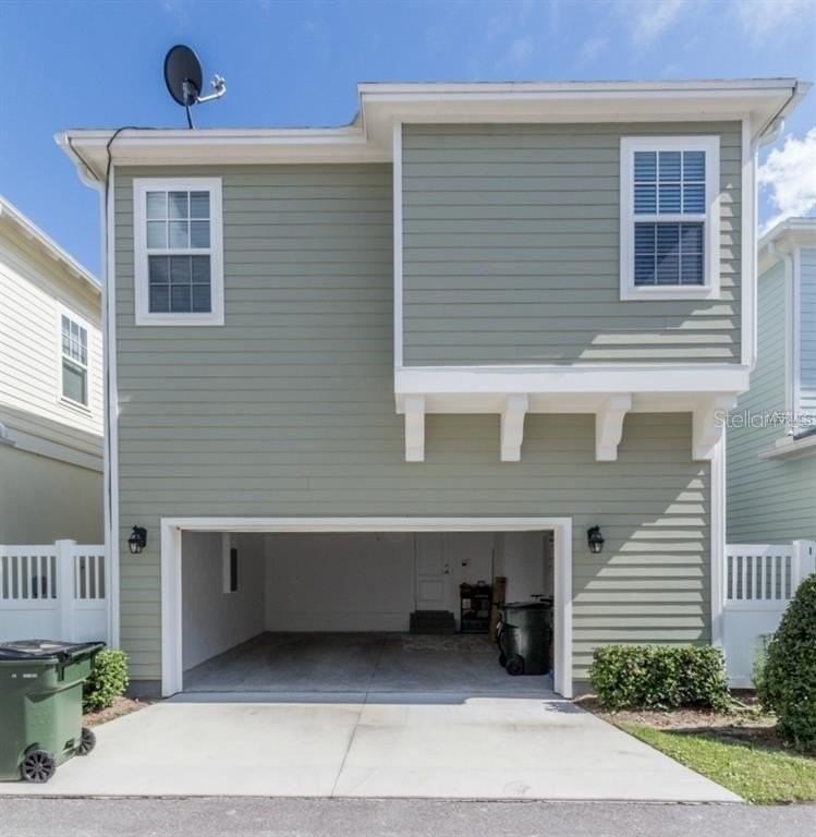 1596 Castile St - Photo 2 of 24
