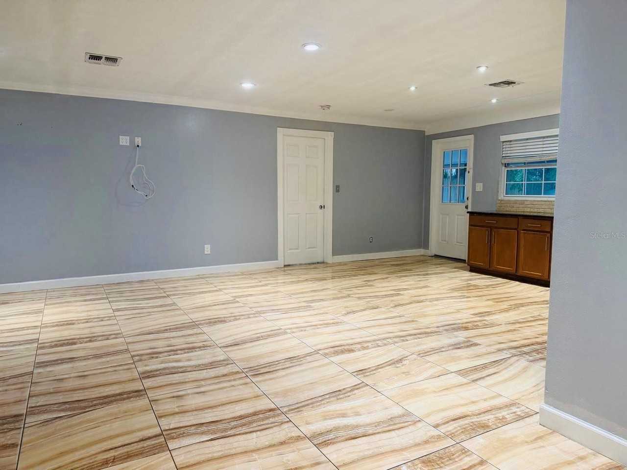 5354 Lanyard Ct - Photo 2 of 30
