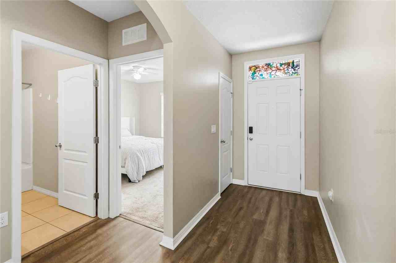 2318 Sequoia Way - Photo 3 of 30