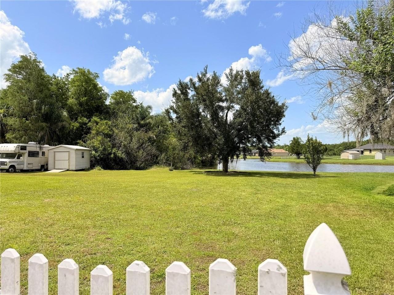 3010 Victoria Dr - Photo 5 of 50