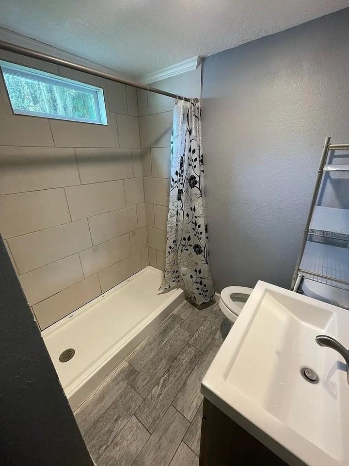 1020 Portage St #C - Photo 6 of 6