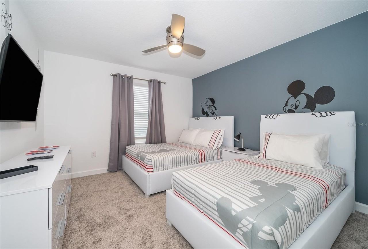 2990 Protagonist St - Photo 7 of 30