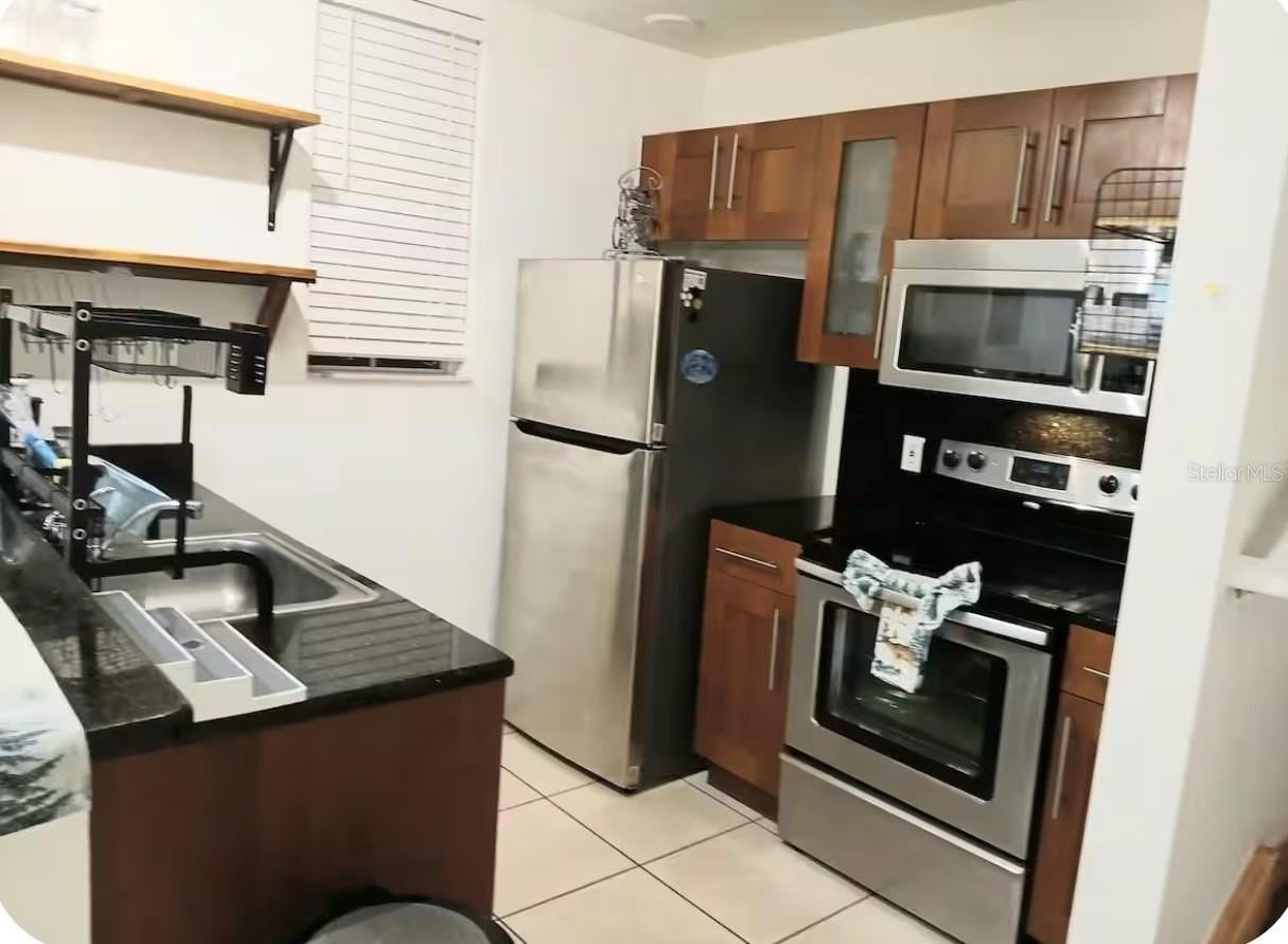 4019 Venetian Bay Dr #102 - Photo 3 of 19