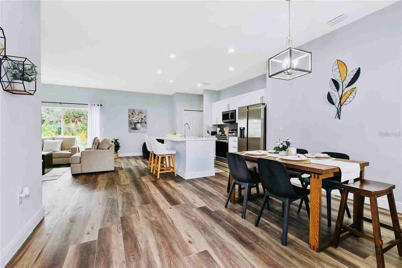 189 Statler St - Photo 5 of 32