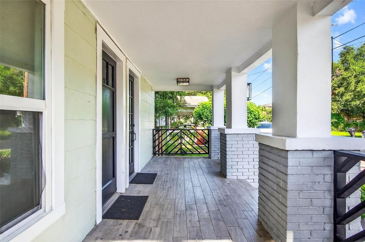 809 E Baker St #A - Photo 4 of 20