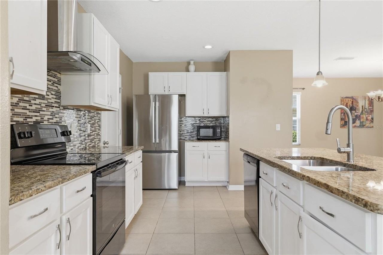 13755 Covey Run Pl - Photo 5 of 42