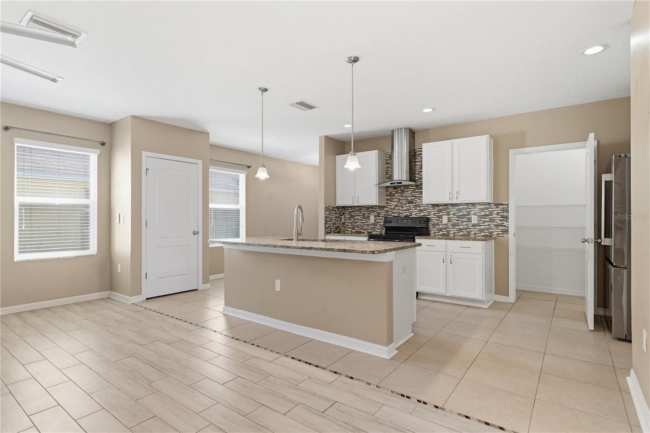 13755 Covey Run Pl - Photo 6 of 42