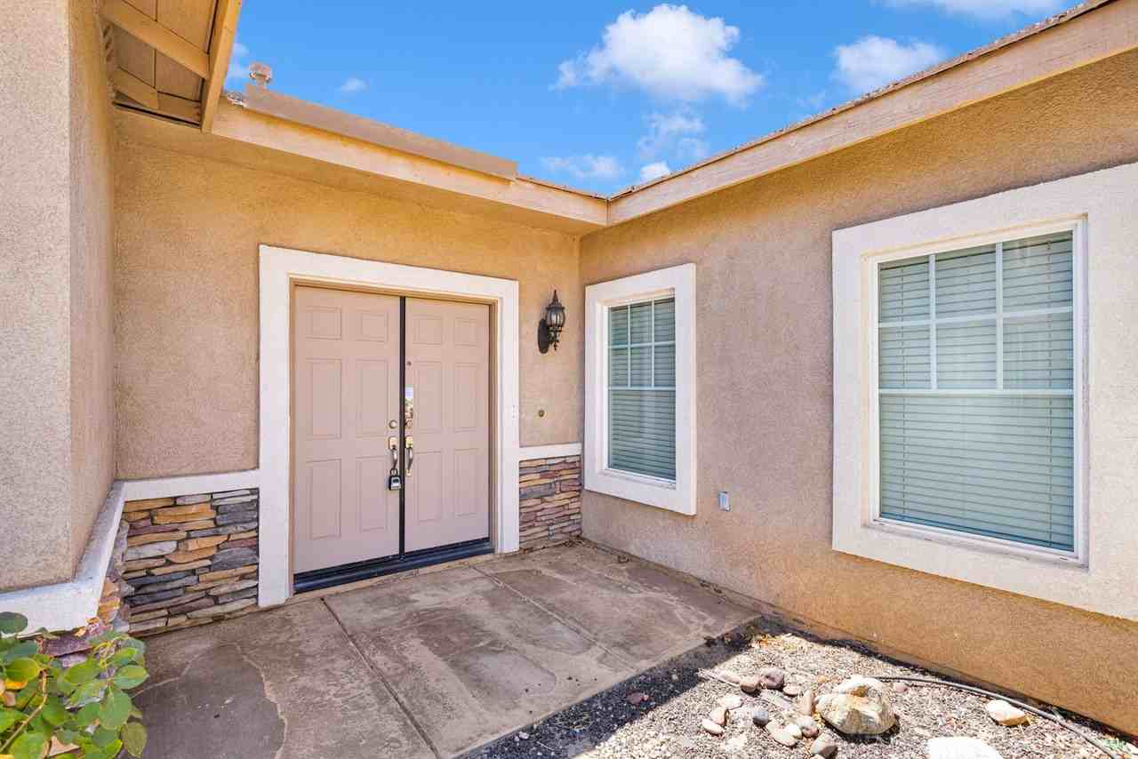 13085 Camden Ln - Photo 3 of 27