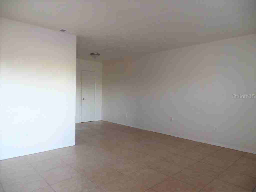 1240 70th St N #7 - Photo 2 of 16