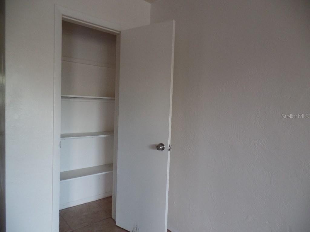 1240 70th St N #7 - Photo 4 of 16