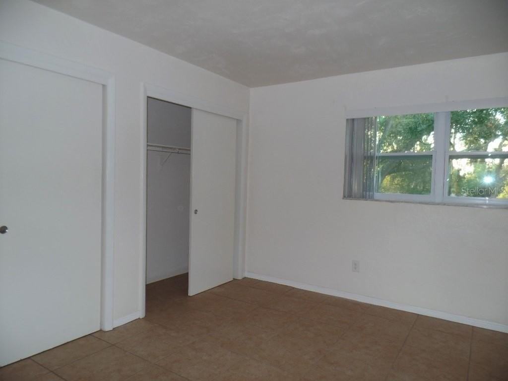 1240 70th St N #7 - Photo 6 of 16
