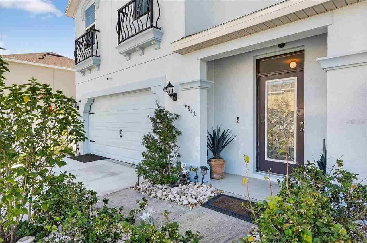 4842 San Palermo Dr - Photo 3 of 37