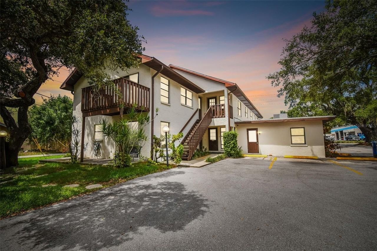 8423 Seminole Blvd #203