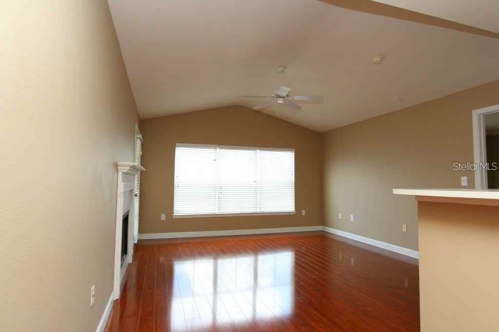 18517 Bridle Club Dr #18517 - Photo 7 of 16