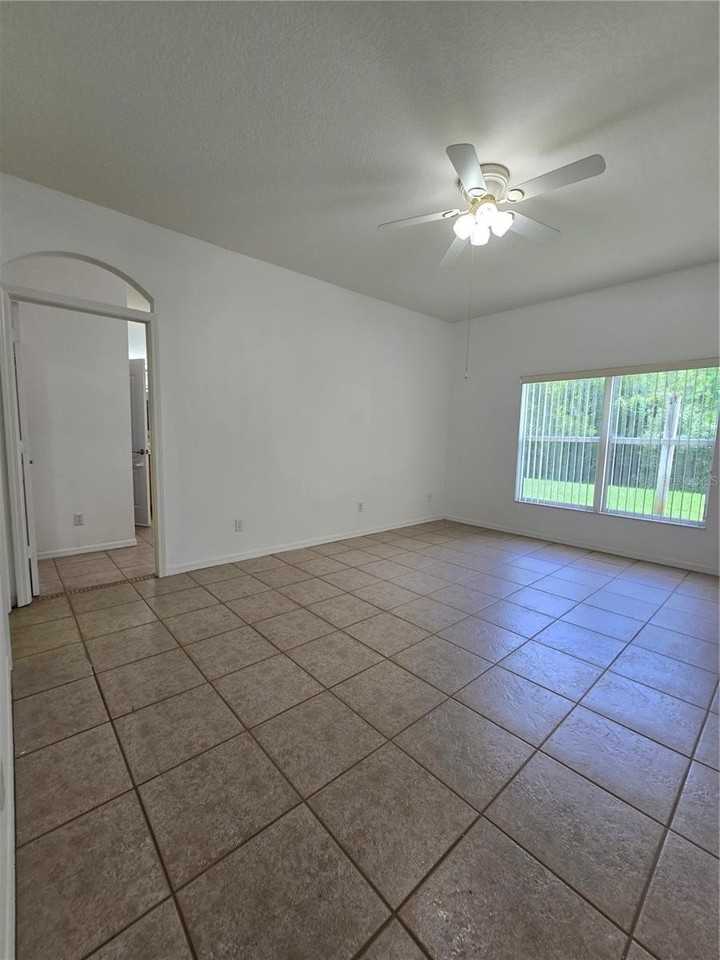 20008 Nob Oak Ave - Photo 7 of 32