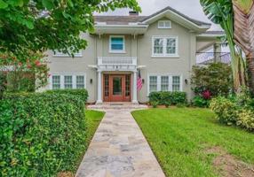 featured image of 209 13th Ave N