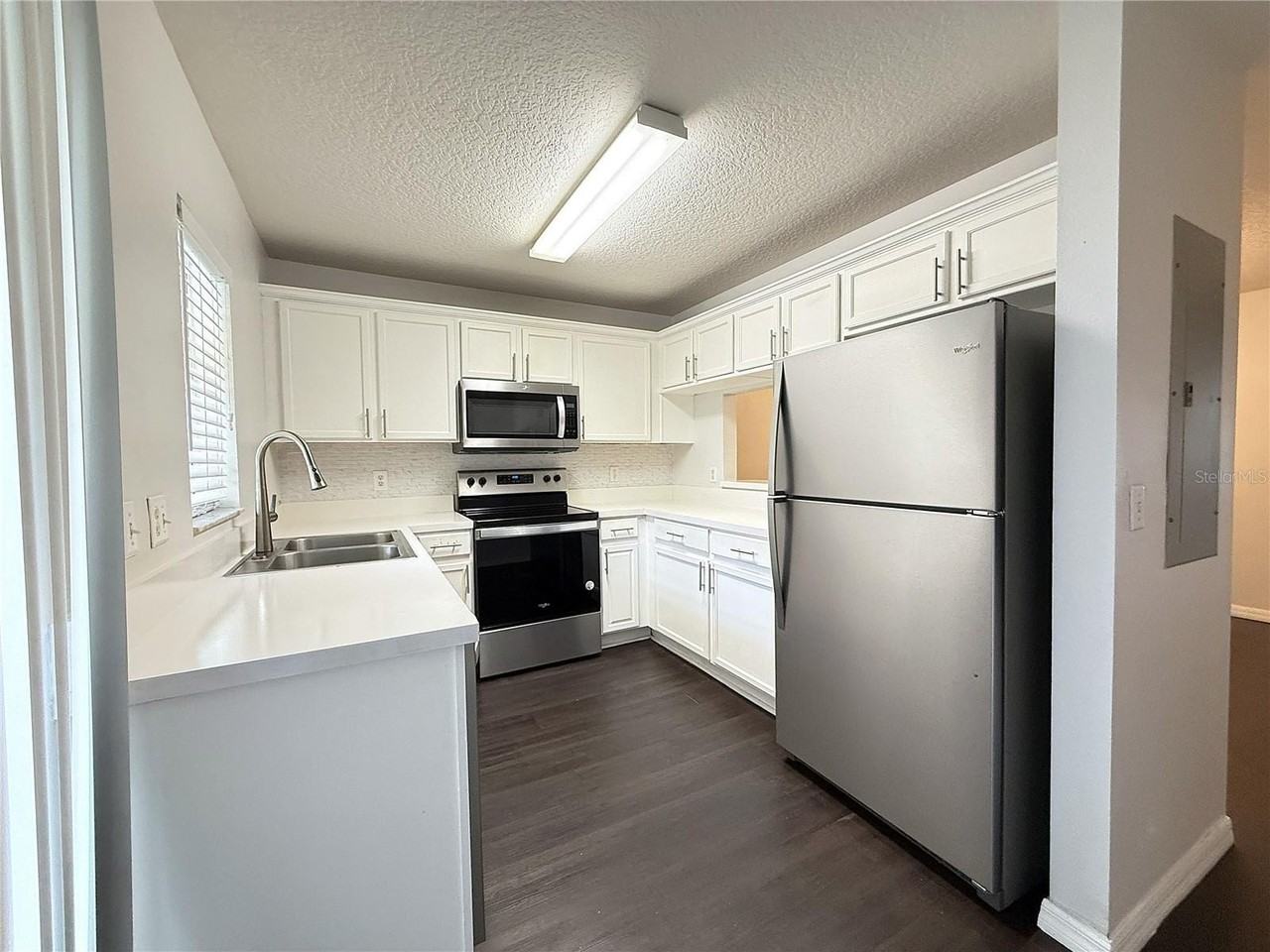 254 Castlekeeper Pl - Photo 6 of 18