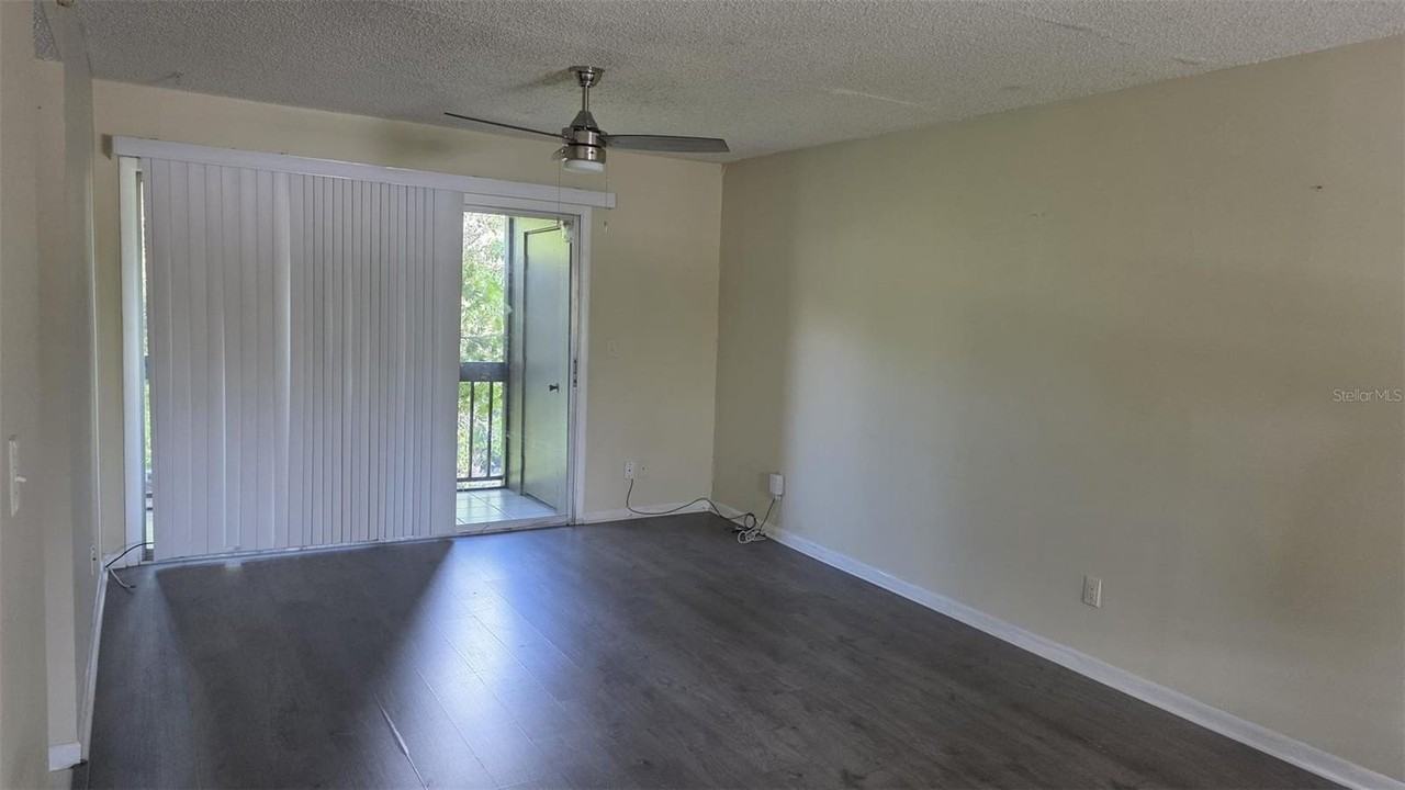 6328 Newtown Cir #B2 - Photo 5 of 10