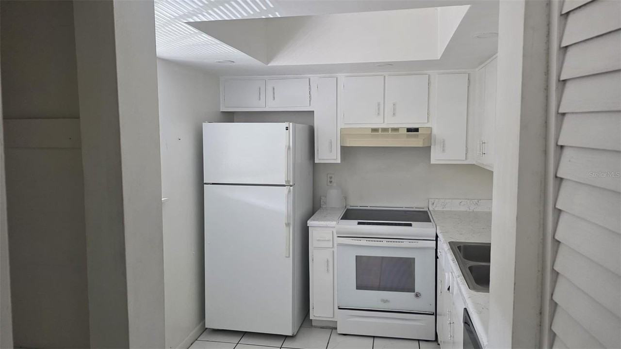 6328 Newtown Cir #B2 - Photo 6 of 10