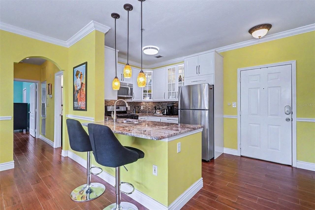 2746 Via Tivoli #122B - Photo 5 of 50