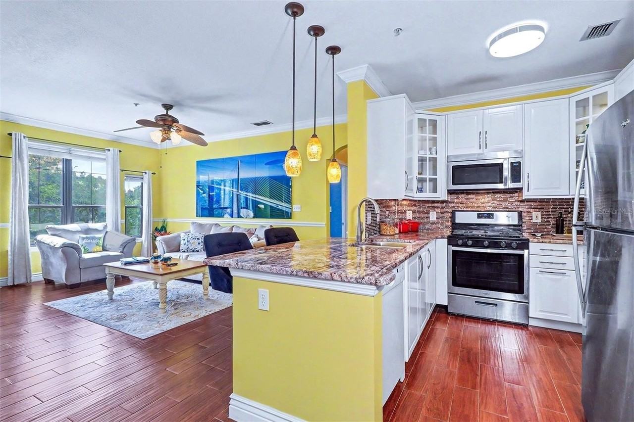 2746 Via Tivoli #122B - Photo 6 of 50