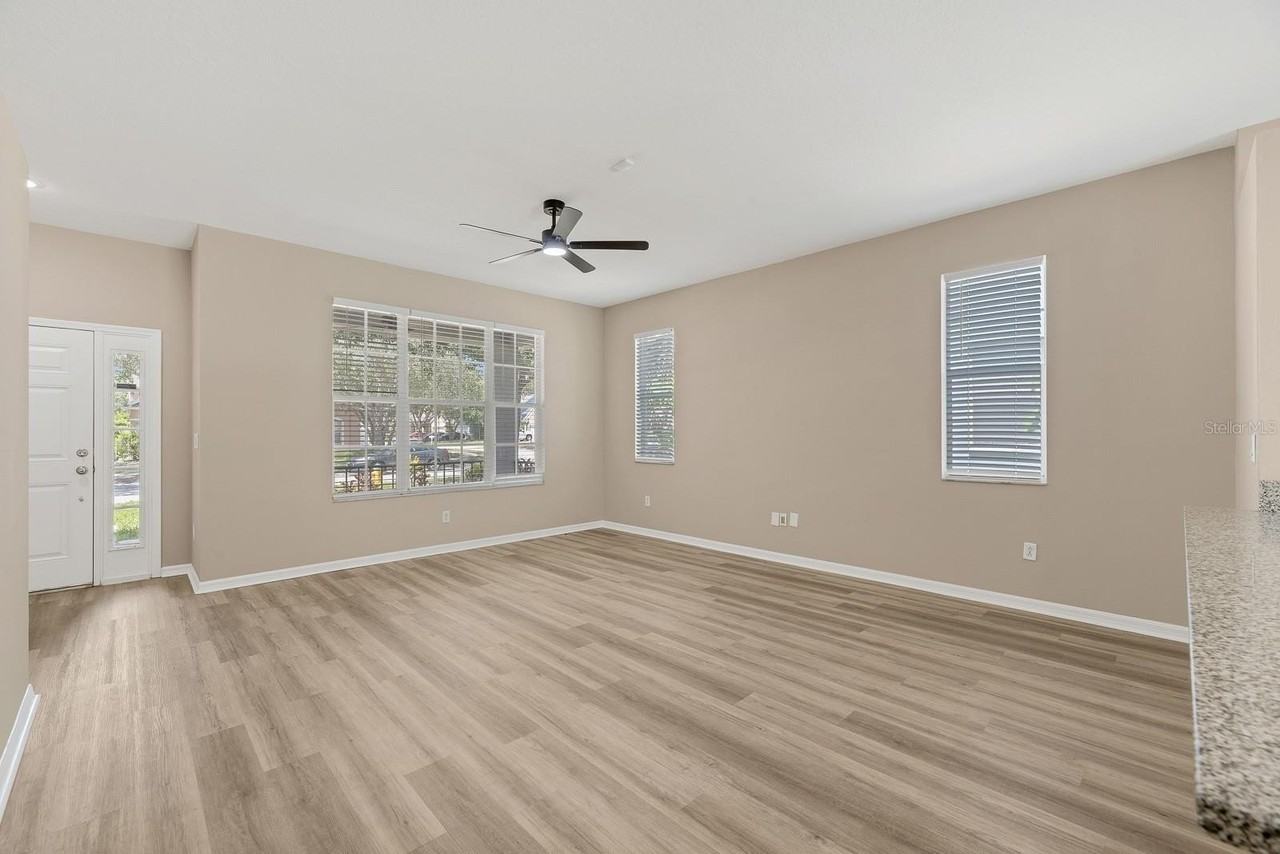 12737 Bramfield Dr - Photo 6 of 25