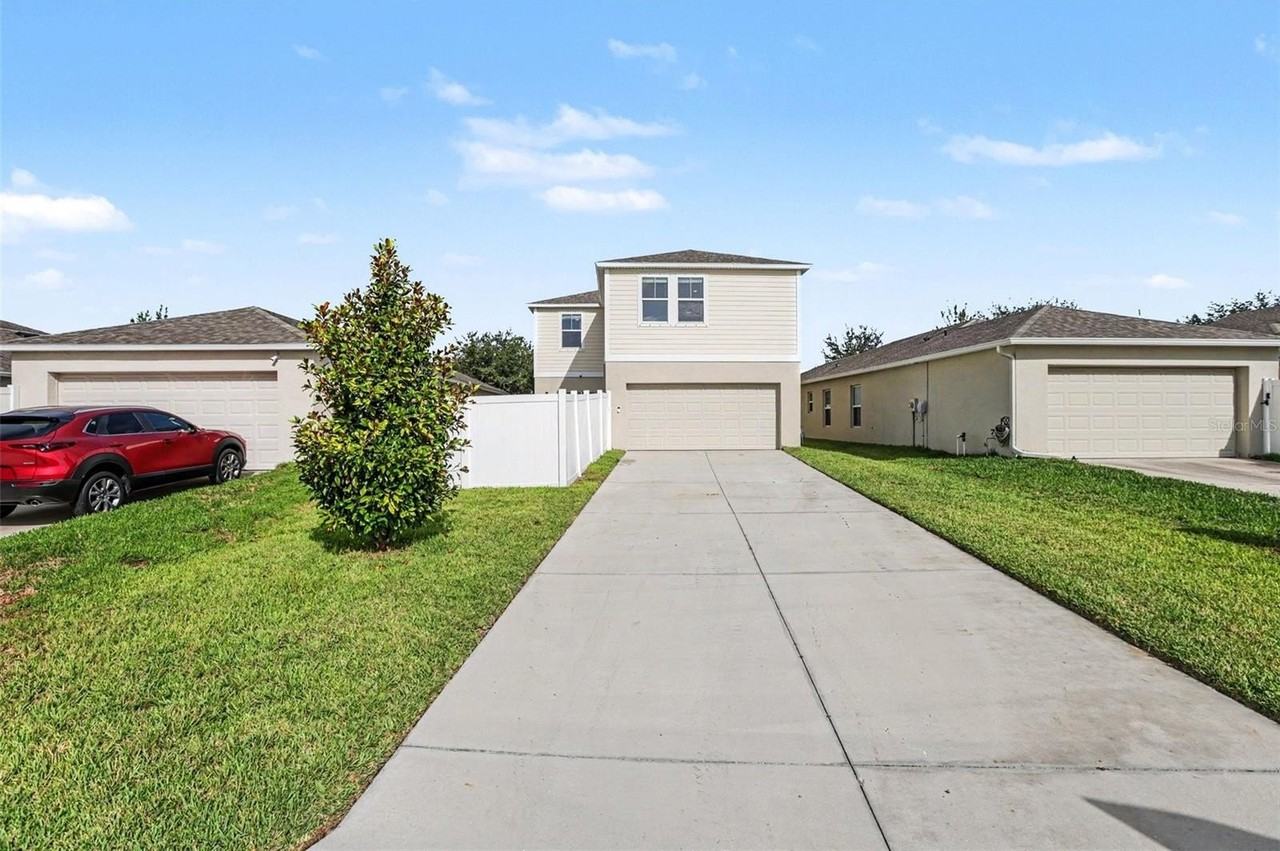12531 Triple Creek Blvd - Photo 3 of 17