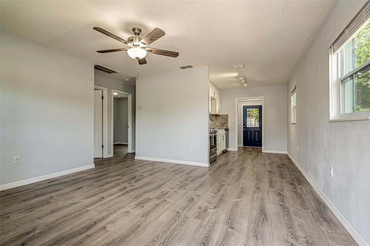 7391 34th St N - Photo 5 of 37